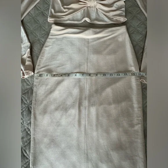 Misguided 2 Piece Outfits Set Long Sleeve Crop Top Midi Skirt Sz 4 Color Beige - Picture 4 of 10